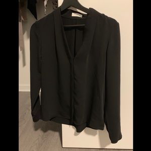 Aritzia Babaton Akira Blouse Size S